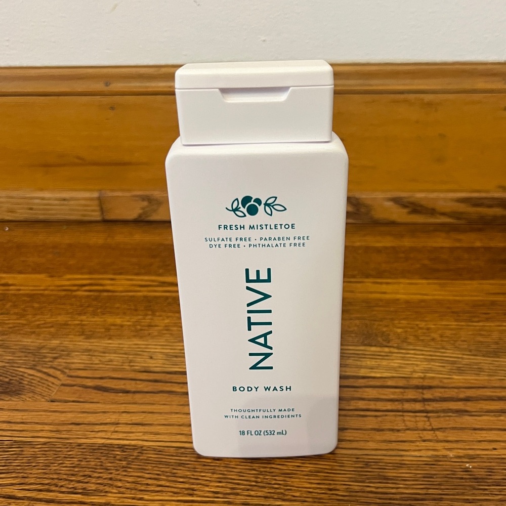 Native Body Wash Limited Edition - Fresh Mistletoe - 18 fl oz